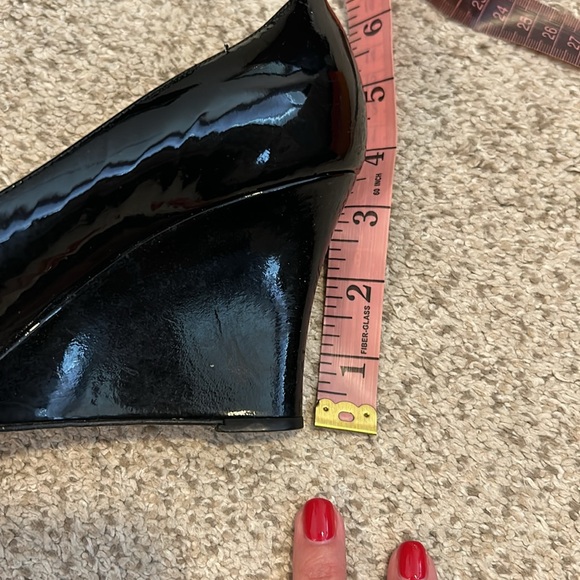Kate Spade “Mania” Patent Leather Wedge Heel, 8 - Picture 13 of 13
